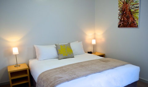 Mansfield Apartments - Tourism Guide 11