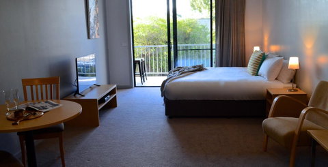 Mansfield Apartments - Tourism Guide 20