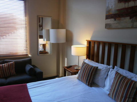 Ansonia On Lydiard - Tourism Guide 44