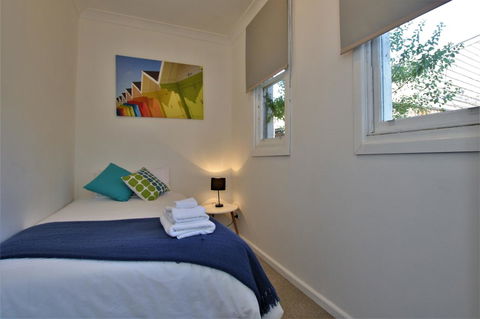 A Stroll Away - Tourism Guide 8