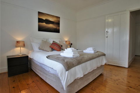 A Stroll Away - Tourism Guide 6