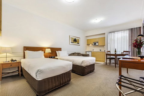 Beaumont Kew Apartments - Tourism Guide 32