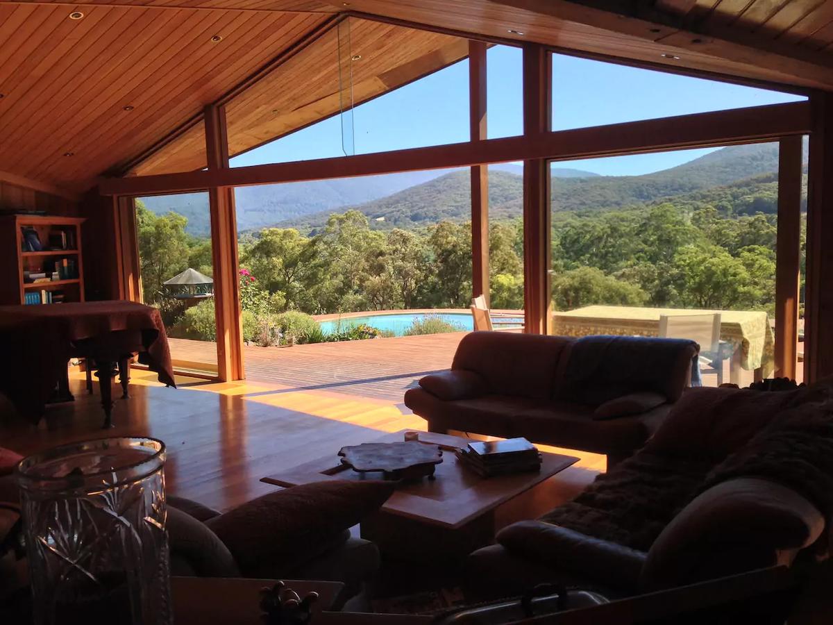 Gladysdale VIC Travel Search