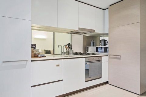 Complete Host Leopold Apartments - Tourism Guide 10