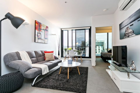 Complete Host Leopold Apartments - Tourism Guide 26