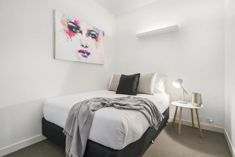 Complete Host Leopold Apartments - Tourism Guide 11