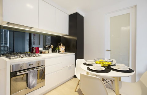 Complete Host CBD Lighthouse Apartments - Tourism Guide 8