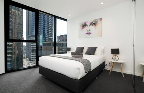 Complete Host CBD Lighthouse Apartments - Tourism Guide 3