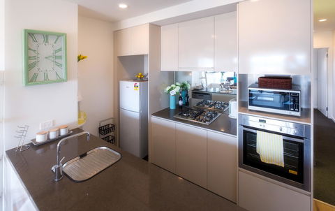 Waterfront Apt 234 Marinaquays - Travel Search 10