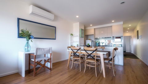 Waterfront Apt 234 Marinaquays - Travel Search 6