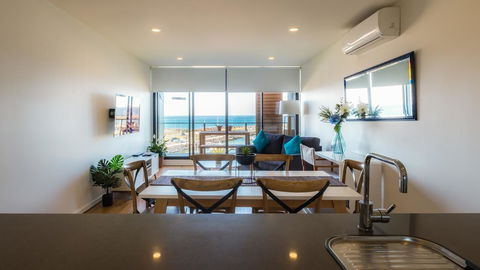 Waterfront Apt 234 Marinaquays - Travel Search 0