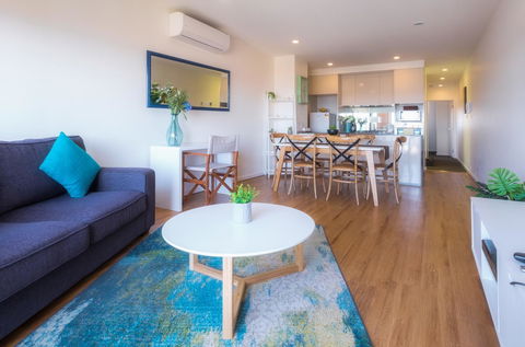 Waterfront Apt 234 Marinaquays - Travel Search 7
