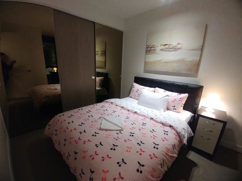 Camberwell Burke Road Apartment - Travel Search 8