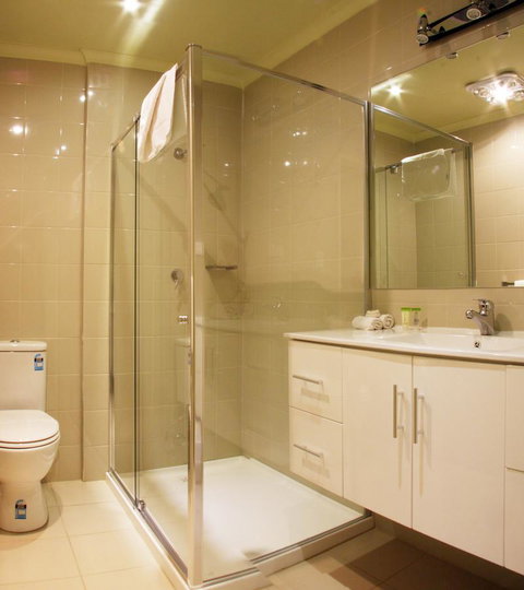 Buckingham Apartments - Tourism Guide 15
