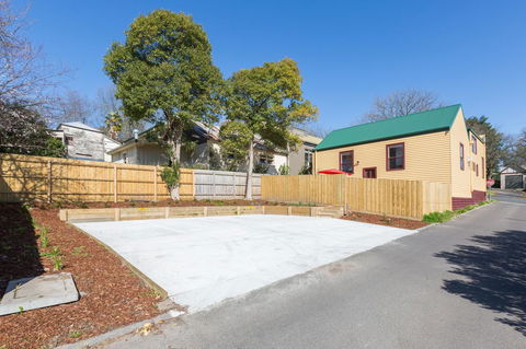 The Old Mechanics - Tourism Guide 19