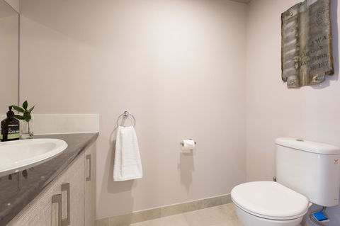 The Old Mechanics - Tourism Guide 17