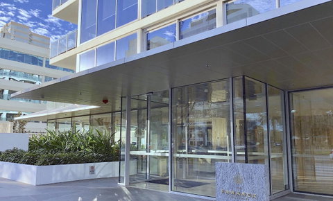 Pride Fawkner Apartments - Tourism Guide 33