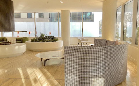 Pride Fawkner Apartments - Tourism Guide 28