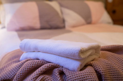 Airleigh-Rose Cottage - Tourism Guide 22