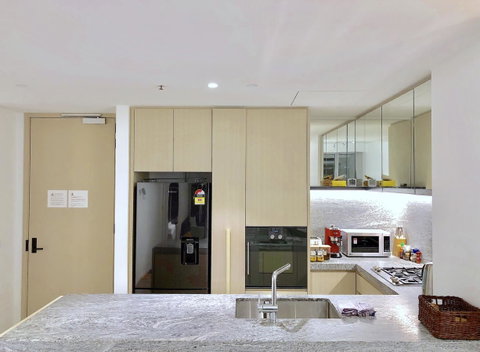 Fawkner Apartment Bay-view 5 - Tourism Guide 6