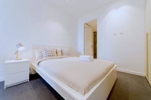 Fawkner Apartment Bay-view 5 - Tourism Guide 3