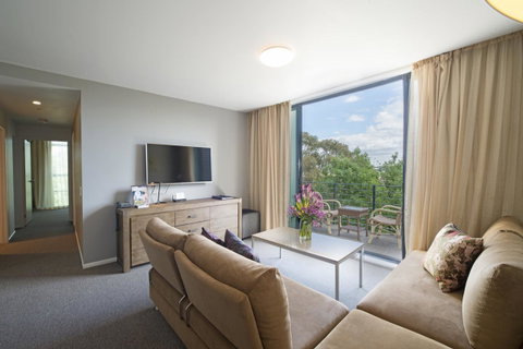 Quest Flemington - Tourism Guide 2