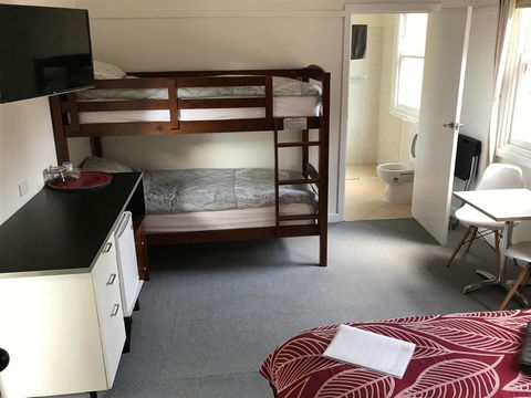 Tarra Bulga Guesthouse - Travel Agents 22