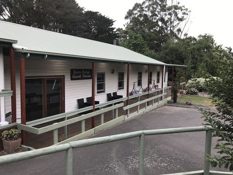 Tarra Bulga Guesthouse - Travel Agents 3