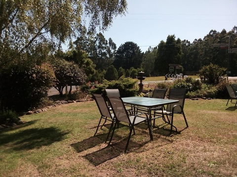 Tarra Bulga Guesthouse - Travel Agents 7