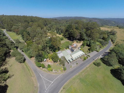 Tarra Bulga Guesthouse - Travel Agents 0