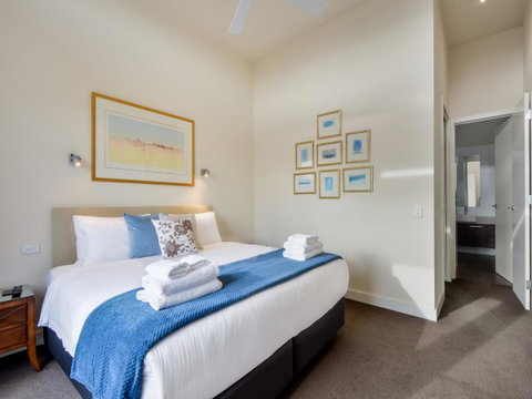 Boutique Stays - Maple On Kent - Tourism Guide 9