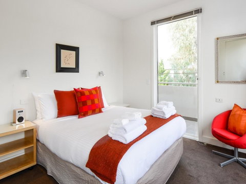 Boutique Stays - Maple On Kent - Tourism Guide 14