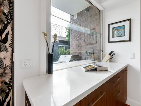 Boutique Stays - Maple On Kent - Tourism Guide 5