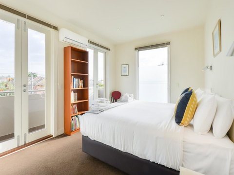 Boutique Stays - Maple On Kent - Tourism Guide 19