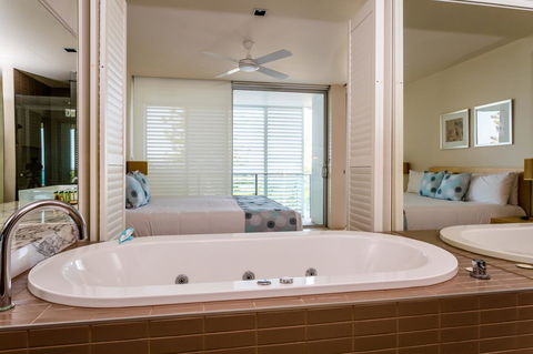 Plantation Resort At Rainbow - Travel Search 7