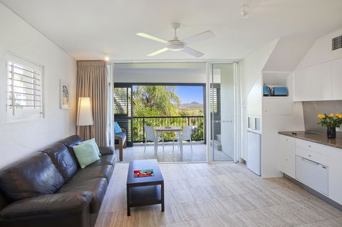 Noosa Blue Resort - Tourism Guide 3