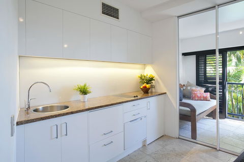Noosa Blue Resort - Tourism Guide 4
