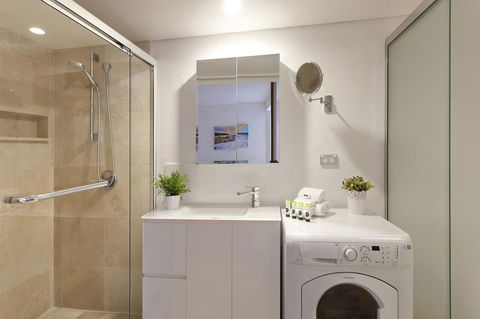 Noosa Blue Resort - Tourism Guide 6