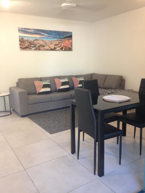 Chez Noosa Resort Motel - Tourism Guide 3