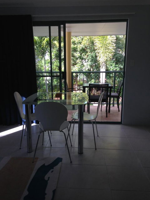 Chez Noosa Resort Motel - Tourism Guide 21