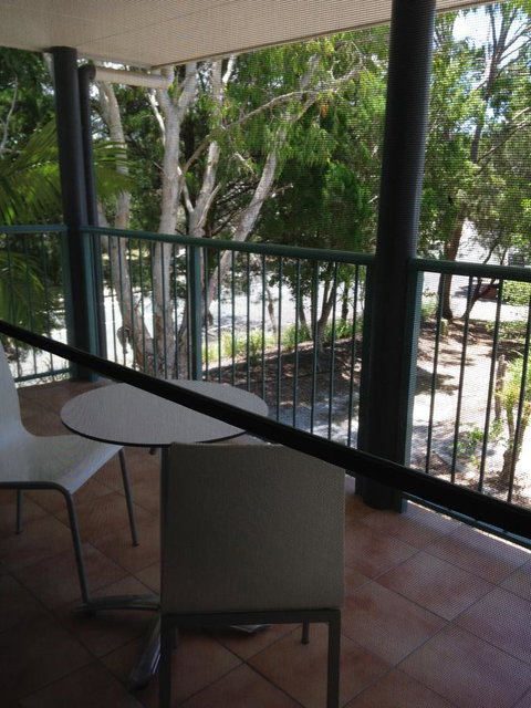 Chez Noosa Resort Motel - Tourism Guide 8