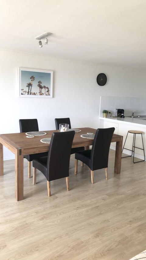Sunshine Beach Luxe Apartment - Travel Agents 3