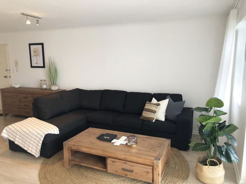 Sunshine Beach Luxe Apartment - Travel Agents 7