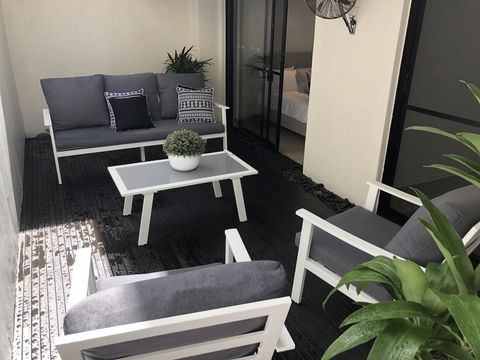 Sunshine Beach Luxe Apartment - Travel Agents 31