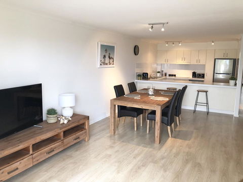 Sunshine Beach Luxe Apartment - Travel Agents 4