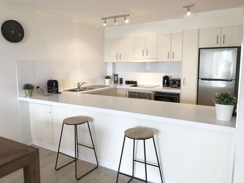 Sunshine Beach Luxe Apartment - Travel Agents 2