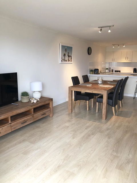 Sunshine Beach Luxe Apartment - Travel Agents 17