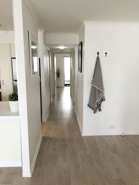 Sunshine Beach Luxe Apartment - Travel Agents 8