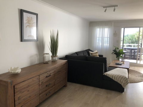 Sunshine Beach Luxe Apartment - Travel Agents 26