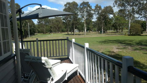 Lake Weyba Noosa Lodge & Kangaroos - Travel Search 17